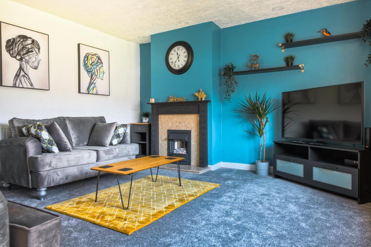 Rookwood House - Spacious Home With Free Parking - Short Stay Leeds Leeds  Buitenkant foto