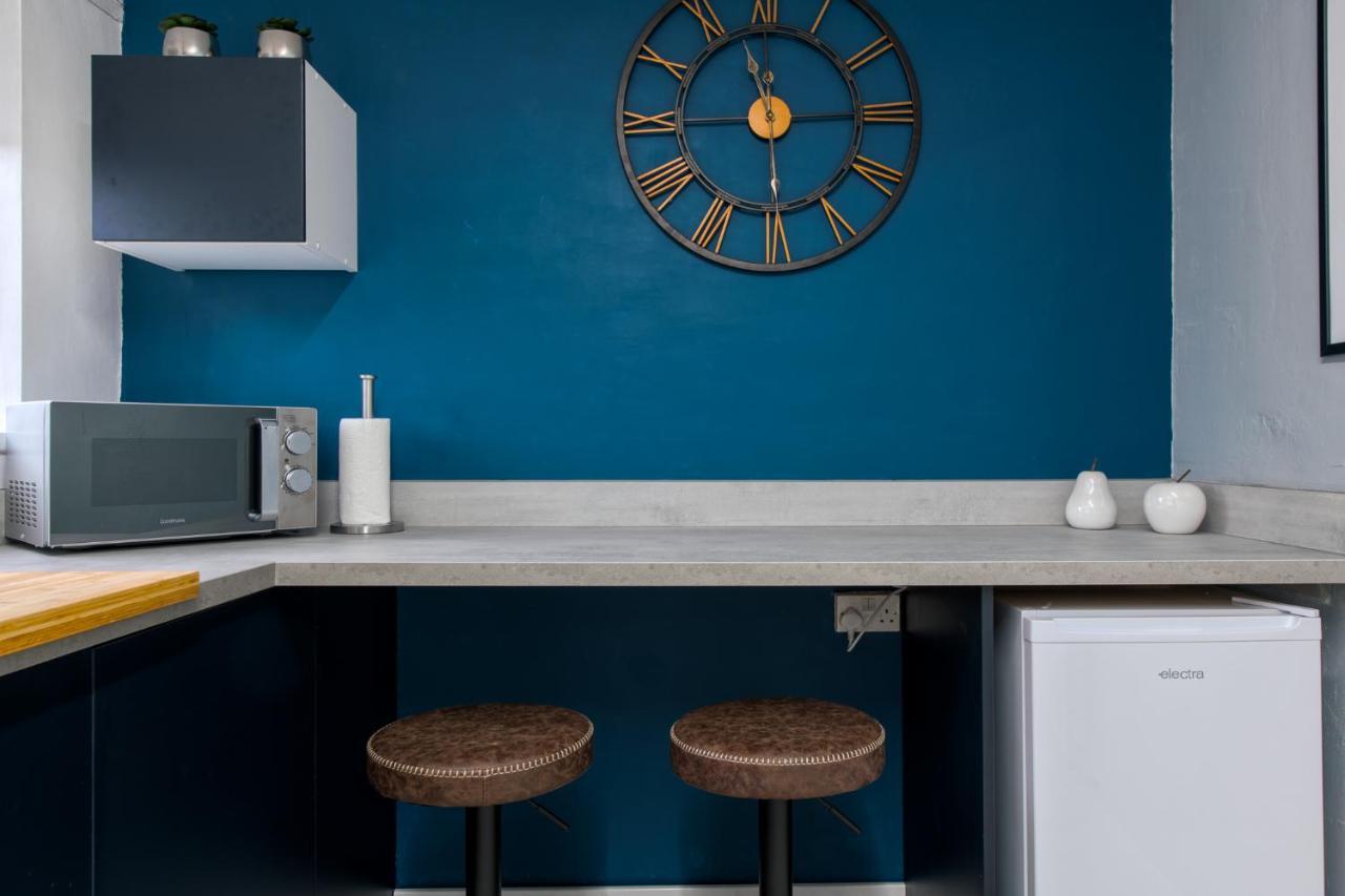 Rookwood House - Spacious Home With Free Parking - Short Stay Leeds Leeds  Buitenkant foto