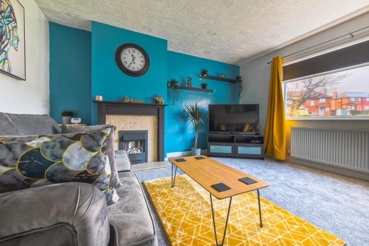 Rookwood House - Spacious Home With Free Parking - Short Stay Leeds Leeds  Buitenkant foto