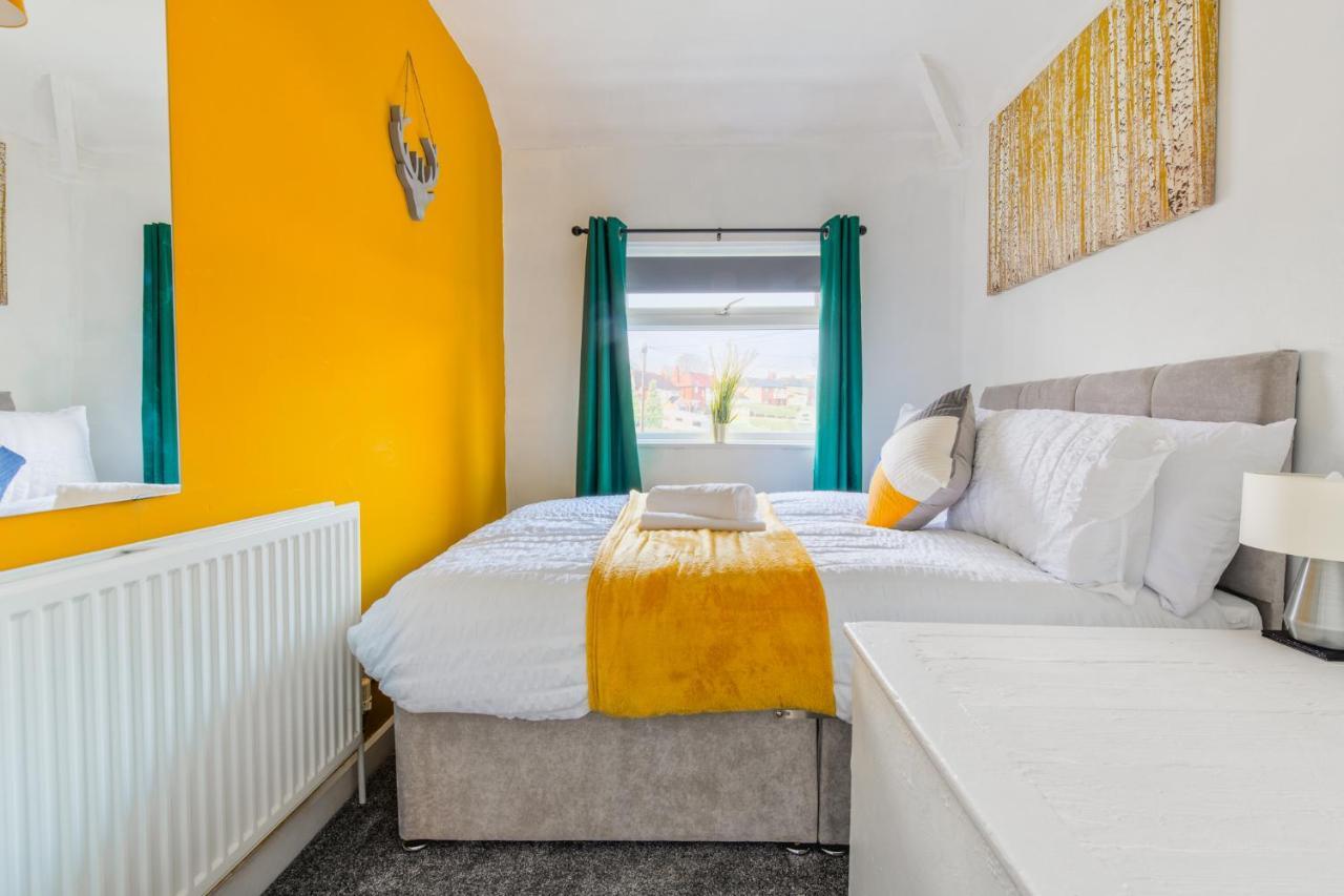 Rookwood House - Spacious Home With Free Parking - Short Stay Leeds Leeds  Buitenkant foto